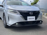夜間走行の様々な局面に向けて、LEDヘッドランプで視認性をしっかり確保☆ハロゲンヘッドランプのおおよそ2倍の光量で、広範囲に明るくドライバーをサポートしてくれます。