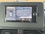 アラウンドビューモニターは車庫入れの強い味方となってくれます。上から車を見下ろすように視ることで、駐車場枠内にビシッと真っ直ぐ停めれます!☆一度使ったらわかって頂けます☆
