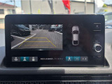 バックカメラの画像です。ガイドラインがスムースな車庫入れをサポートいたします!車庫入れの安心感がアップしますね☆