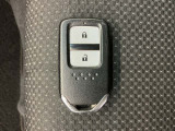 スマートキーです!ドアの施錠・解錠・エンジンの始動がスムーズで大変便利です!