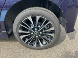 車両本体価格の一部を残価として据え置くことで、月々のお支払いを抑えることが出来ます。詳しくは、当店スタッフまでお気軽にお問い合わせください。