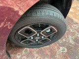 155/65R14タイヤと専用アルミホイール付き!冬タイヤは別途ご用意が必要です。ぜひご相談ください(^^♪