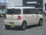 カーマックスは安心の自社認証工場、自社鈑金工場完備しております。お客様をトータルサポート致します。 ご購入後のアフターもお任せください。