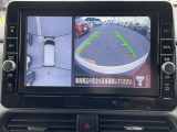 上から見たような画像で車庫入れなどに便利なアラウンドビューモニター
