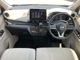 運転席周りの装備がご覧いただけます。展示場では実際にシートに座って確認していただけます。