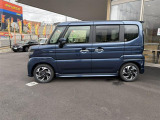 当社は佐賀県最大級の軽自動車専門店です!!届出済未使用車の販売はもちろんオールメーカーの新車販売・買取も行っております。毎週土・日はフェア開催中!!皆様のご来店、心よりお待ちしております。