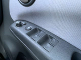 ☆クルマ買ったらエンジンオイル無料のテクノオートリアルです。納車時より走行距離4000キロ又は6ヶ月に一回のペースでご来店していただければ、エンジンオイル交換が無料です!工賃・オイル代金が0円!