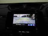 バックカメラの画像です。ガイドラインがスムースな車庫入れをサポートいたします!車庫入れの安心感がアップしますね☆