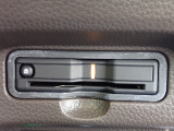 ■【ETC車載器】が装備されています。セットアップをしてお渡しとなり、ETCカードを差し込むだけで高速道路の利用が可能です。