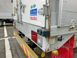 リヤレール運転席側に曲がり・サビがあります。