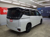 車内もキレイで嫌なニオイもありません。