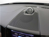 【Bowers&Wilkins】世界のオーディオファン垂涎のプレミアムサウンドシステムを搭載。コンサートホールのベストポジションに相当する音場空間を忠実に再現。乗る人すべてに驚きの音響体験を提供します