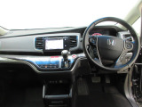 Honda車が初めての方にも扱いやすく分かりやすいインパネ周りと各種スイッチ類です。