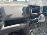 収納スペースなどもしっかり確保されてとても使い勝手の良いお車ですね!