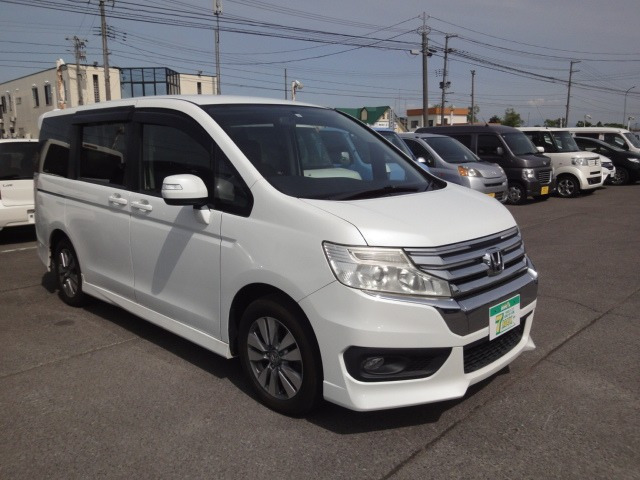 ホンダ ステップワゴン 