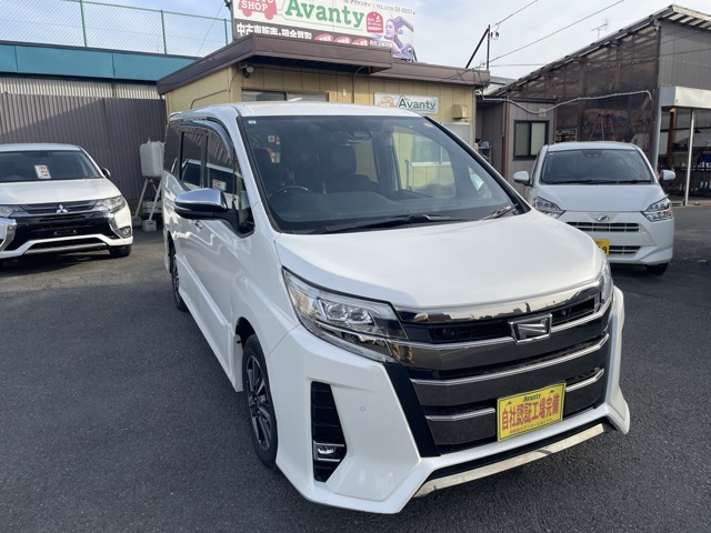 ノア 2.0 Si W×B III 4WD 