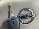 【キーレス】少し離れた場所からでもボタン一つでドアの開錠・施錠ができるのでとっても便利!ドアの鍵穴周りに傷をつけることもありません♪