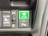 ECONボタンで低燃費モードに☆☆☆ECONスイッチを上手に使ってエコドライブ♪♪環境にもお財布にも優しい装備です☆☆☆