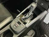 発進時から滑らかに加速する無段階変速のCVTはストップ&ゴーの多い街の中も快適です