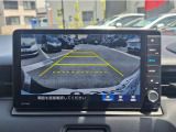 バックカメラの画像です。ガイドラインがスムースな車庫入れをサポートいたします!車庫入れの安心感がアップしますね☆