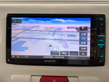 社外ナビ付いてます!フルセグTV、ミュージックプレイヤーとの接続もできますよ♪