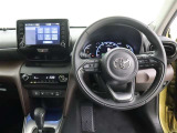 運転席から見たハンドルダッシュまわりになります。