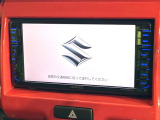 【純正ナビ】人気の純正ナビを装備しております。ナビの使いやすさはもちろん、オーディオ機能も充実!キャンプや旅行はもちろん、通勤や買い物など普段のドライブも楽しくなるはず♪