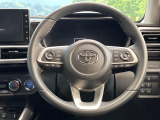 インテリアに合わせたデザインのステアリングは、運転される方のことも考え、運転しやすい形状、大きさです。是非一度、実際に触ってお確かめください。