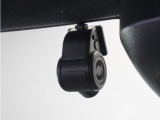 ◆ドライブレコーダー◆映像・音声などを記録する自動車用の装置です。 もしもの事故の際の記録はもちろん、旅行の際の思い出としてドライブの映像を楽しむことができます。