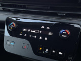 【 オートエアコン 】車内温度を感知して自動で温度調整をしてくれるのでいつでも快適な車内空間を創り上げます!//
