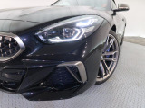 安心のBMW認定中古車は100項目の箇所を徹底的にチェック致します。機械的な箇所や電気系、コンピューターなどをご納車前に点検し、交換基準に達した部品は全て新品に修理返品した後にご納車致します。