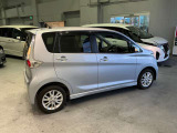 日産ディーラーならではの経験豊富な整備士が、お渡し前にきっちりと車検整備をさせていただいております。またお渡し後1ヶ月もしくは1000kmで、無料の点検整備を実施させていただきます。