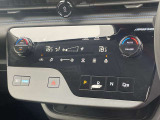 移動時の車内も快適に オートエアコンです