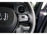 Hondaセンシングの機能のひとつ、アダプティブクルーズコントロール付!アクセルから足を離しても設定したスピードと前車との車間を保ち走行してくれます!車線維持もアシスト☆高速道路で疲労軽減ですね☆