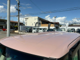 中古車という商品の特性ルーフには子キズや塗装しみ細かな凹み等があります