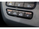 シートヒーター装備付き車!!座席に埋め込まれた電熱線によりシートを暖めることが出来る装備で、温められたシートは、寒い冬には最適です!!