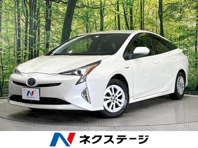 トヨタ プリウス 