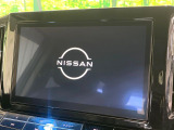 【メーカー純正ナビ】インテリアに溶け込むスタイリッシュな「専用設計」メーカーナビを装備♪視認性や操作性など基本性能にも優れ、より上質なカーライフをお楽しみいただけます。