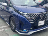 明るく視認性の高いLEDヘッドランプで夜間の走行も安心です