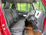運転席シート廻りは使用感も少なく、良好な状態となっています。丁寧に使われていたことがよくわかりますね。
