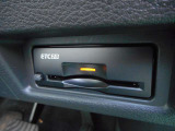 ETC2.0は、運転席ハンドル右下にあります。