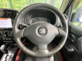 【純正革巻きステアリング】上質な革を使用することで、手にしっかり馴染みとても運転しやすいハンドルです♪