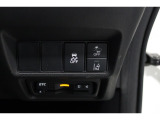 ホンダセンシング搭載!誤発進抑制機能・路外逸脱抑制機能・歩行者事故低減ステアリング・車線維持支援システム・先進車発進お知らせ機能など多彩な先進安全機能でより安全で快適なドライブを支援します。