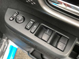電動格納ミラーで、サイドのミラーの開け閉め楽々!!角度調整もバッチリできます♪♪