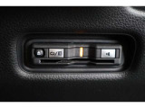 ETC2.0の車載機搭載です!!ETCカードを挿入すれば料金所はノンストップで通過できます。ETC限定の割引や、高速道路の情報提供サービスを利用できます♪