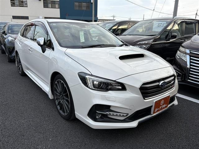 レヴォーグ 2.0 STI スポーツ アイサイト 4WD 禁煙車 赤革シート