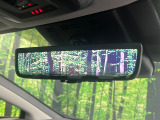 【デジタルインナーミラー】後席の大きな荷物や同乗者で後方が確認しづらい時でも安心!カメラが撮影した車両後方の映像をルームミラー内に表示。クリアな視界で状況の確認が可能です!