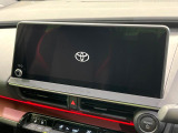 【12.3インチワイドナビ】高級感とインパクトのある大型ワイドナビを装備。各種オーディオ操作はもちろん、横長ワイド画面でのマップ2分割表示など、利便性も高いナビです♪