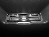 【 ETC車載器 】今や必需品のETC車載器。ETC専用のスマートインターなどを利用できて非常に便利なアイテム。