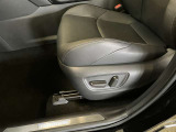 パワーシート搭載。微妙な調整が手軽にでき、ピッタリなポジションで運転することが可能です。